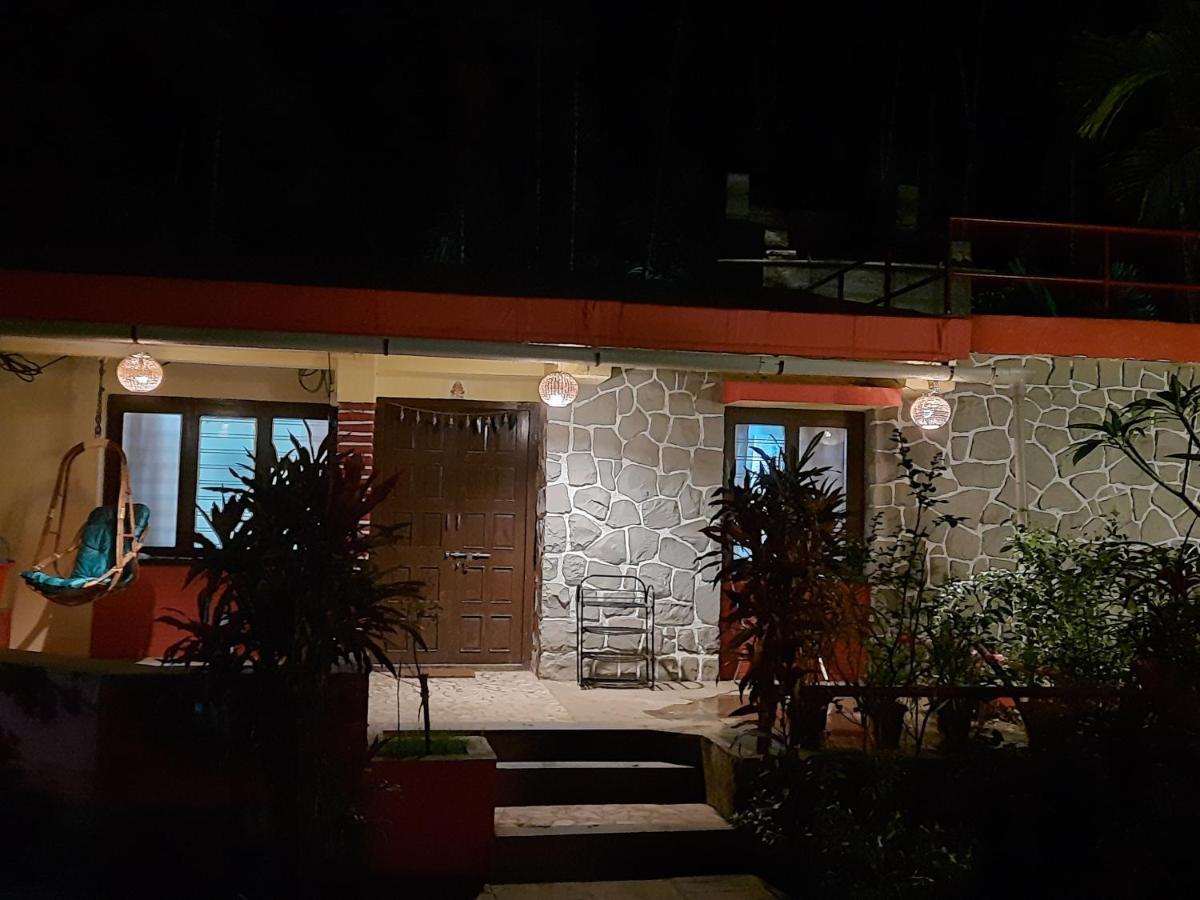 Nivaant @ Vicharays Apartment Alibag Bagian luar foto