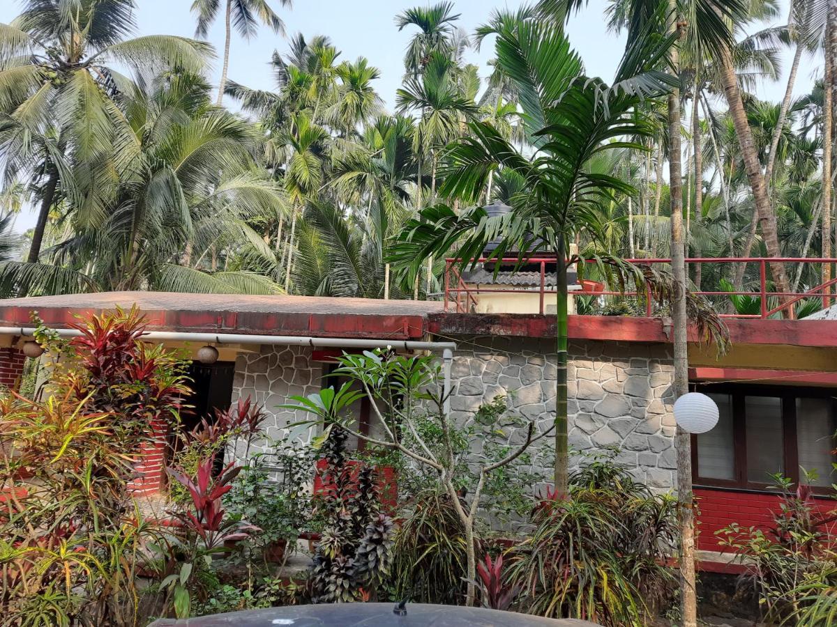 Nivaant @ Vicharays Apartment Alibag Bagian luar foto