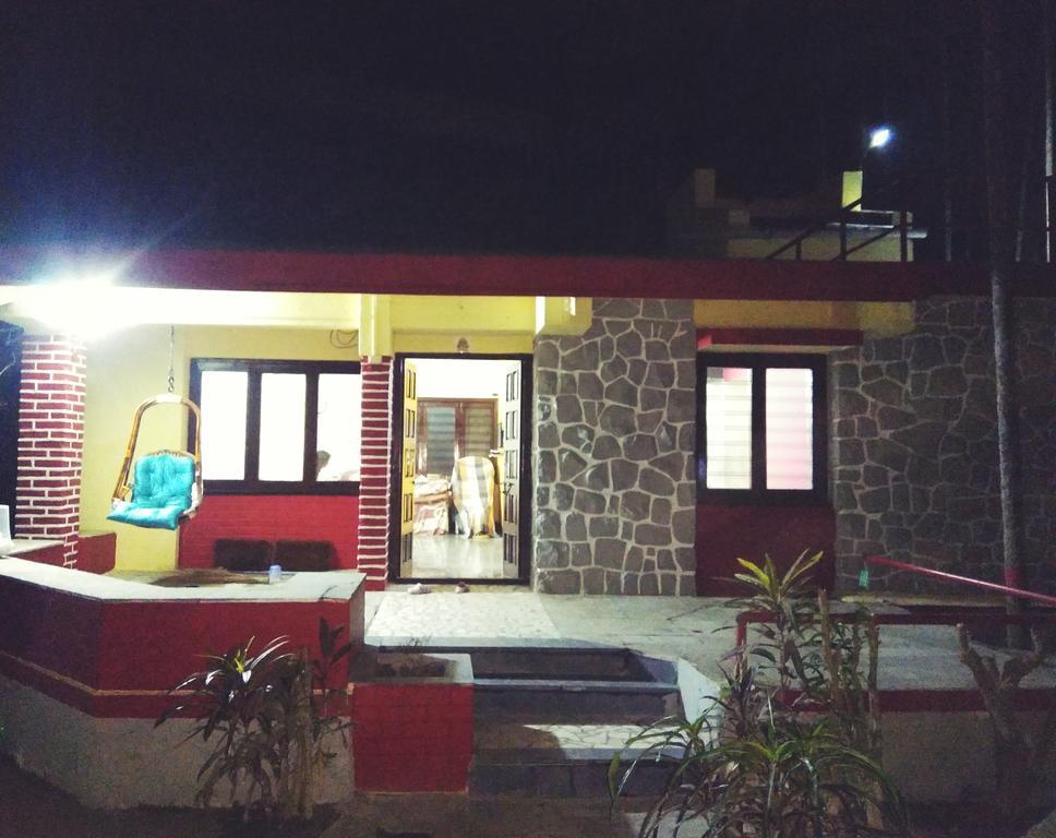 Nivaant @ Vicharays Apartment Alibag Bagian luar foto