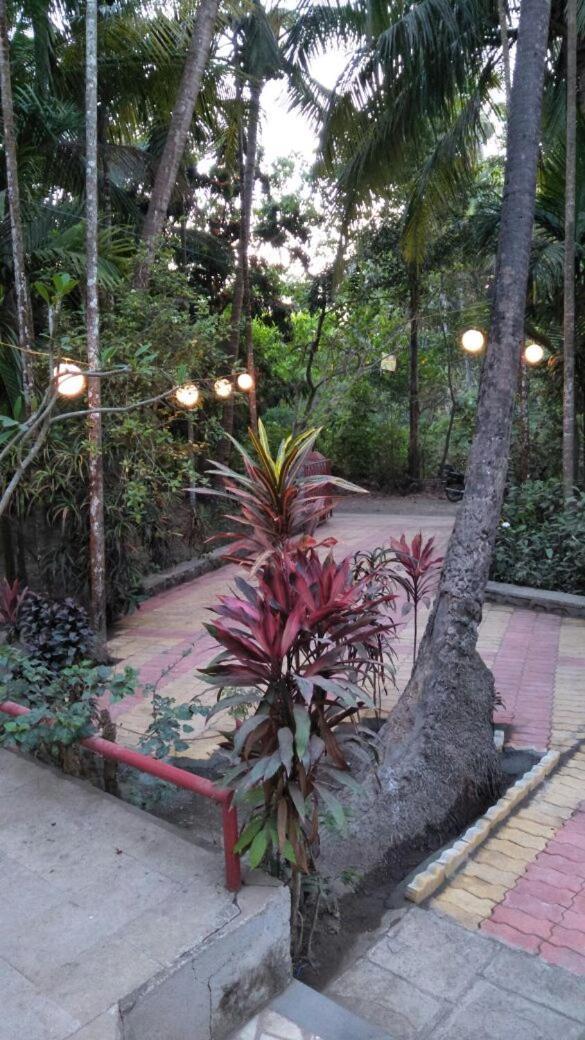 Nivaant @ Vicharays Apartment Alibag Bagian luar foto